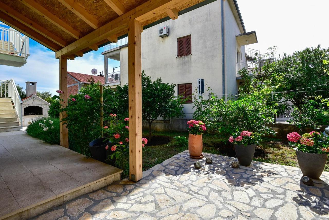 Holiday Apartments Zora Orebić Екстериор снимка